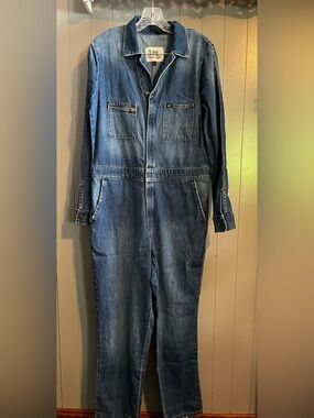 Lee Vintage Modern Union-Alls Mid Blue NWT Super soft and comfy!!